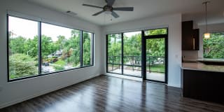 44 Washington Gallery 65