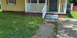 2 Bedroom and 1 bath Central air and heat Gallery 1