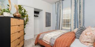 Warner West Apartments Gallery 10