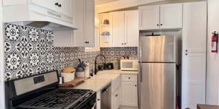 Cozy & Furnished 2 Bed 1 bath Home! Gallery 10