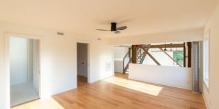 400 E Martin Street Gallery 16