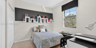 19278 NE 6th Ave Gallery 19