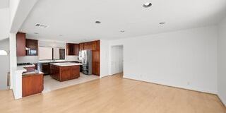 6206 Pacific Avenue Gallery 6