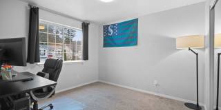 Bright & Comfortable 3 Bedroom Home Gallery 21