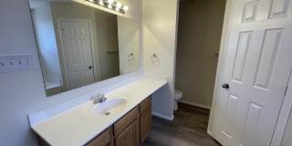 1605 Kirby Avenue Gallery 7