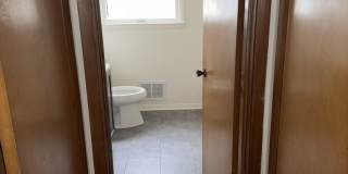 5922-5924 N. 69th St. Gallery 10