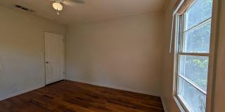 2/1 House With a Detached Garage / Garage Has Pool Table & Bathroom / Large Corner Lot / NBISD Gallery 29