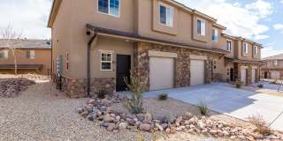 Mill Creek Town Home- Community Pools Gallery 1