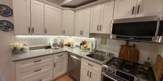 966 N MARSHALL Street Gallery 13