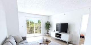 1516 SE Royal Green Circle Gallery 1