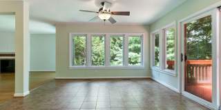 Spacious Mid Century Modern Arlington Home | Prime Location Near Clarendon & Metro Gallery 13