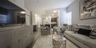 The Ivy at Berlin Place Gallery 11