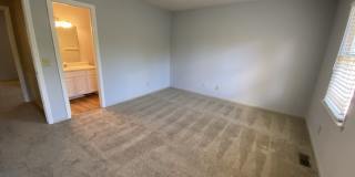 4036 Greenleaf Street Gallery 12