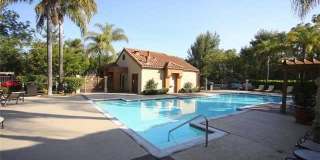 RB Luxury 2 Br Townhome 2 car spots Laundry $3190 TEXT 619-565-3468 Gallery 34