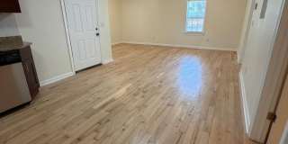 637 Parkdale Gallery 6