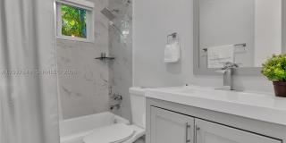 204 SW 19th Ave Gallery 33