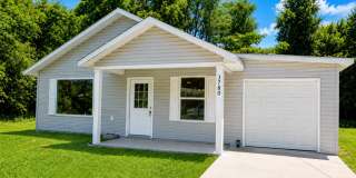 Charming 3 Bedroom, 2 Bathroom Home for Rent in Summerfield, FL Gallery 1
