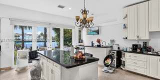 628 N Island Gallery 48