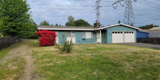 NE Tacoma "Retro" Rambler home - 3 bedroom plus den with 1 bathroom, 2 car garage, AC units - Available NOW NE Tacoma "Retro" Rambler home - 3 bedroom plus den with 1 bathroom, 2 car garage, AC units - Available NOW Gallery 1