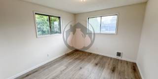 Adorable Single Level Home in Salem Adorable Single Level Home in Salem Gallery 14
