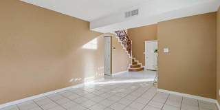 650 VERA Court Gallery 25