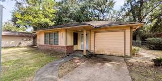 2307 McKee Dr, Orange, TX 77630 Gallery 1