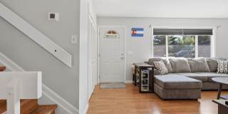 3 bed 2 1/2 bath Tri-level near Downtown Castle Rock! Gallery 3