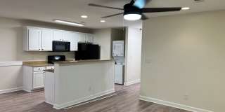 4442 Gold Flower Loop - 7F2 Gallery 1