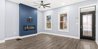 640 Neil Avenue Gallery 19