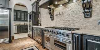 5701 Mistletoe Court Gallery 19