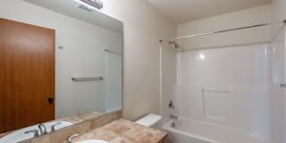 Newcastle Place Apartments Gallery 34
