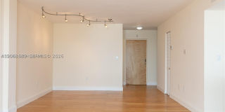 8100 Byron Ave Gallery 12