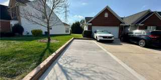 Room in 3 Bedroom Home at Sunburst Ln Gallery 19