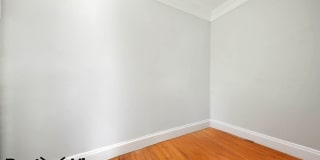 1818 Lyon Street Gallery 23