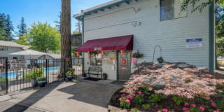 Brookwood Firs Townhomes Gallery 22