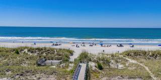 Coastal Living at its Best: Charming 3-Bedroom Near the Beach Gallery 3