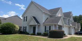 Coming Soon~ 3 Bedroom 2.5 Bathroom Townhome~ Large Corner Lot Gallery 1