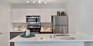 Henley at Kingstowne Gallery 1