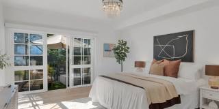 Hidden-Gem Townhouse in WeHo: 2 Bed/2.5 Bath, Private Entrance + Patios, 2 Parking, Norma Triangle Gallery 22
