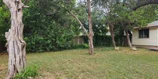 Lovely 3/2 in a great location! Gallery 32