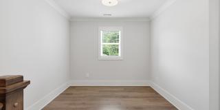 2957 Ross Avenue Gallery 21