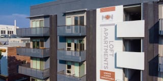 Main+Nine Gallery 25