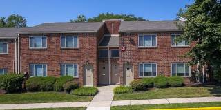 Orchard Square Gallery 2