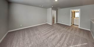 Stunningly Large 4 Bedroom 3 Bathroom 2 Car Garage Home in Oakdale School District (Neighborhood Park) Gallery 16