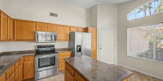 Single Story 3 Bedroom, 2 Bathroom in Glendale Single Story 3 Bedroom, 2 Bathroom in Glendale Gallery 9