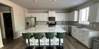 RENTAL! Spacious 6-Bedroom Home Near JBLM – Built in 2025 Gallery 4