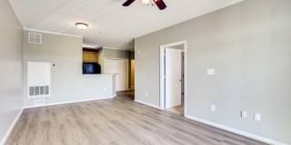 21216 MCFADDEN Square Gallery 20