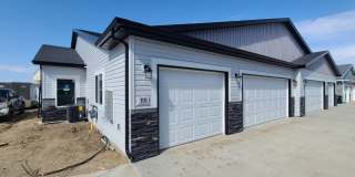 TWIN HOME IN SOUTH BISMARCK W/ HUGE 3 STALL GARAGE Gallery 1