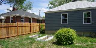 Adorable 1940's Remodeled 4 Bed 2 Bath Home Gallery 18