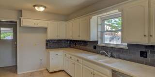 9800 Craford Court Gallery 13